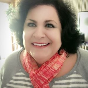 Meet your Posher, Janet